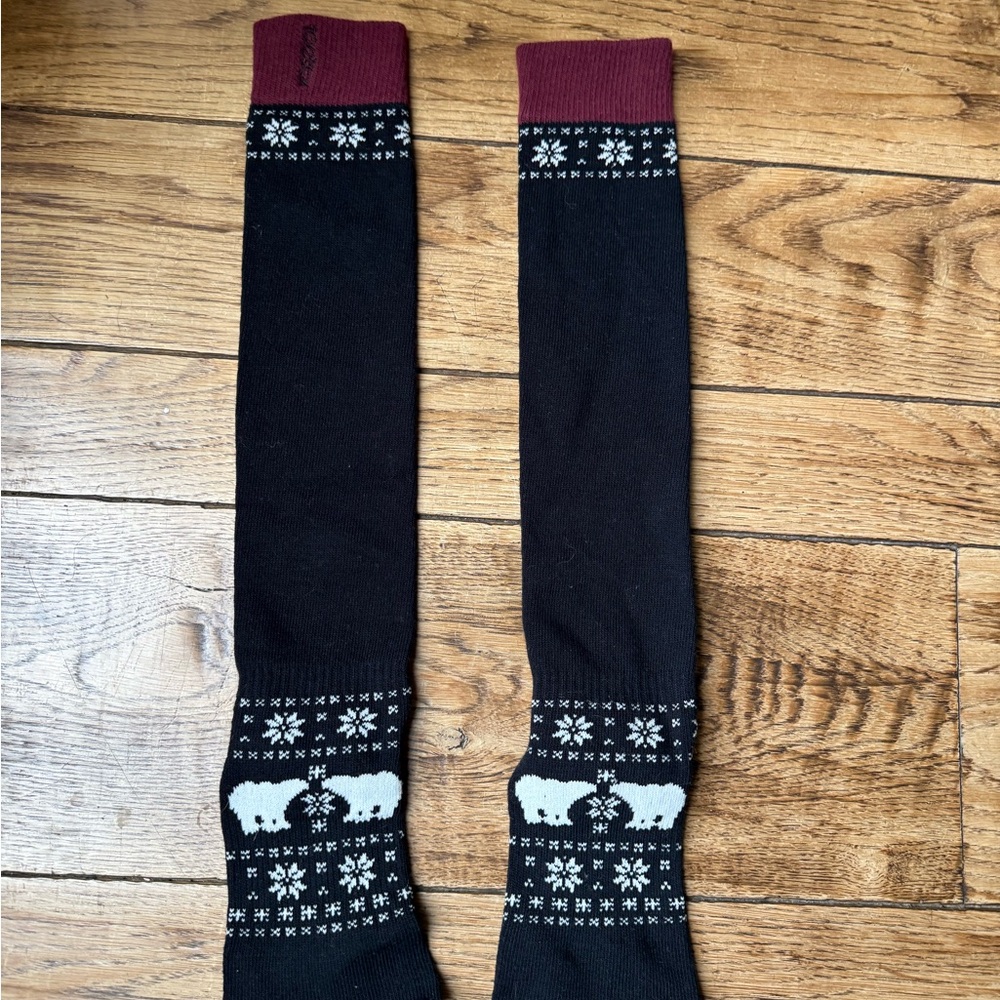 Toesox Black and Burgundy Knee-High Socks